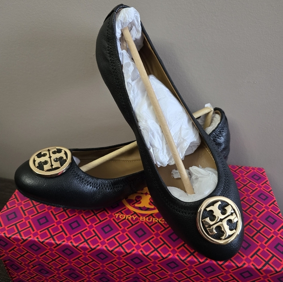 ❌️SOLD❌️ Tory Burch Benton Ballet flats - Picture 1 of 3